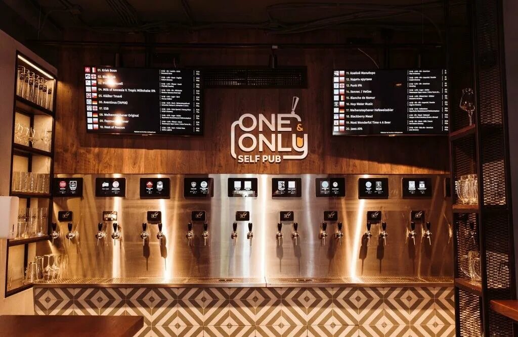 селф паб жуковский. санкт-петербург стремянная улица 3 self-cost. селф паб жуковский. Goodman стейк-хаус меню. стакан пива в женской руке.