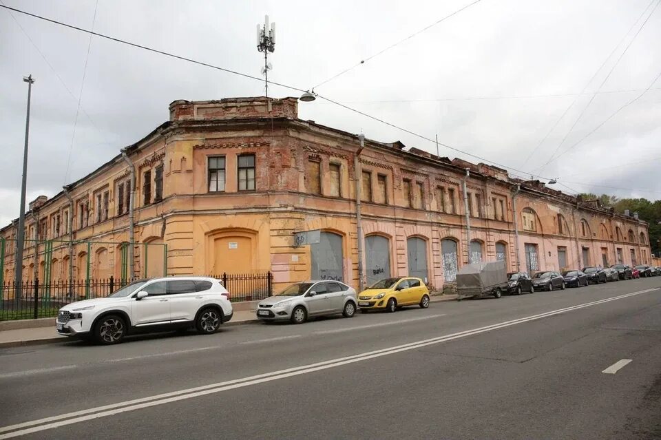 В Петербурге продадут часть Мытного двора Телеканал Санкт-Петербург