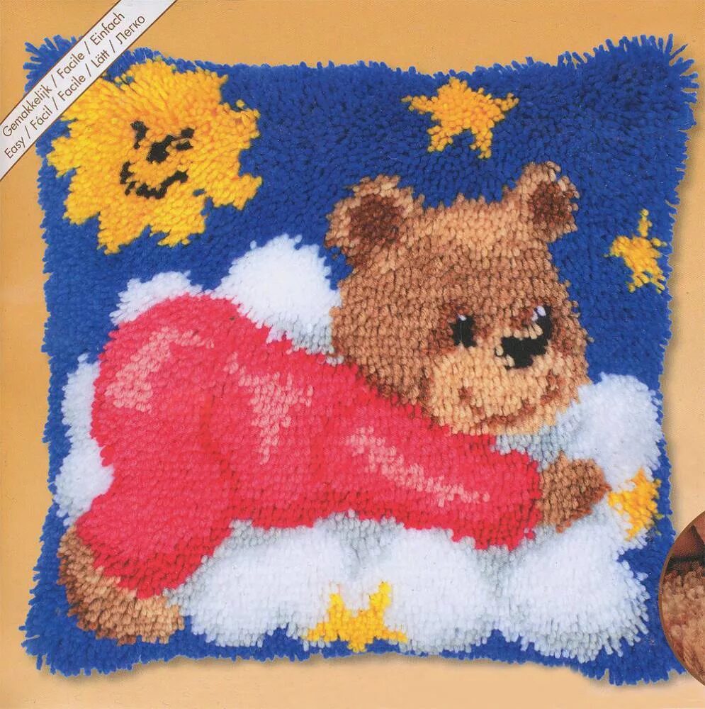 Ковровая техника наборы. Вервако ковровая вышивка. Подушки Вервако ковровая техника. Вышивка в ковровой технике. Ковровая вышивка для начинающих.