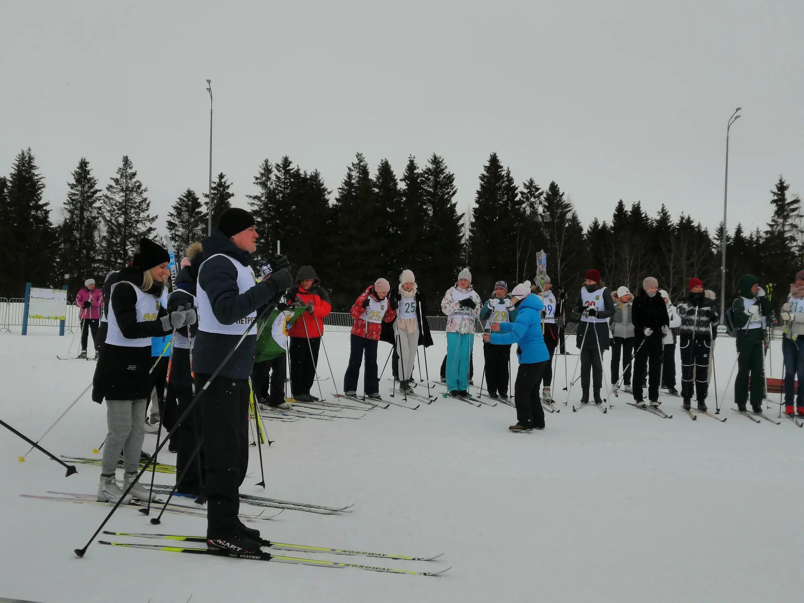спартакиада по лыжам. лыжные гонки спартакиада 12 февраля. динамо лыжники. лыжня россии 2022 химки. лыжная спартакиада.
