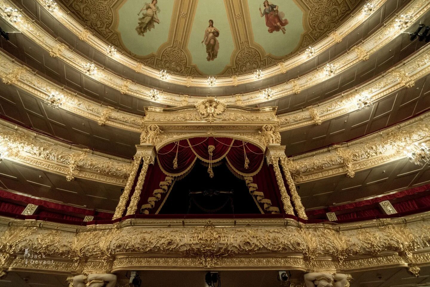 Teatr. Большой театр Москва внутри. Императорский зал большой театр историческая сцена. Оперный театр Москва внутри. Государственный Академический большой театр внутри.