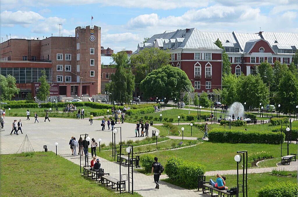 Национально исследовательский пермь. ПГНИУ, Пермь Университетский городок. Кампус ПГНИУ Пермь. ПГНИУ студенческий городок. Кампус университета ПГНИУ.