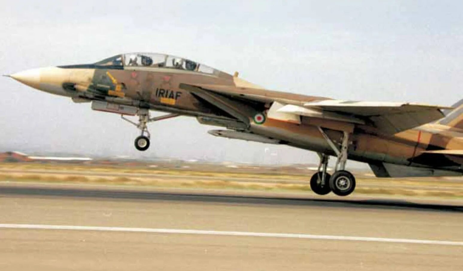 F 14 iriaf. F14 томкэт иран. Томкэт иран. F-14 tomcat ввс ирана. F-14 иран.