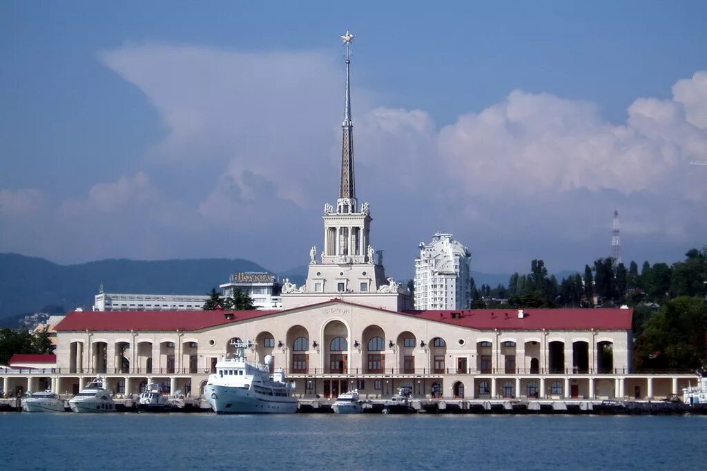 Вся россия сочи. Морской вокзал Сочи, Сочи. Морпорт Сочи башня. Морской вокзал Сочи башня. Морской вокзал Сочи СССР.