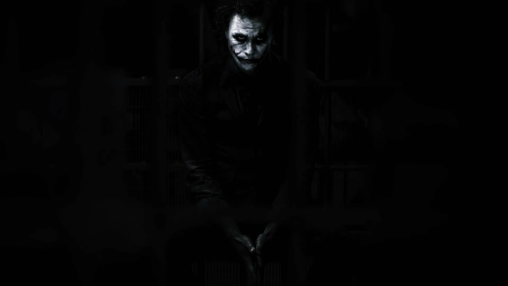 Хит Леджер Джокер фото. Из Темноты out of the Dark, 2014. Спрятанные в темноте