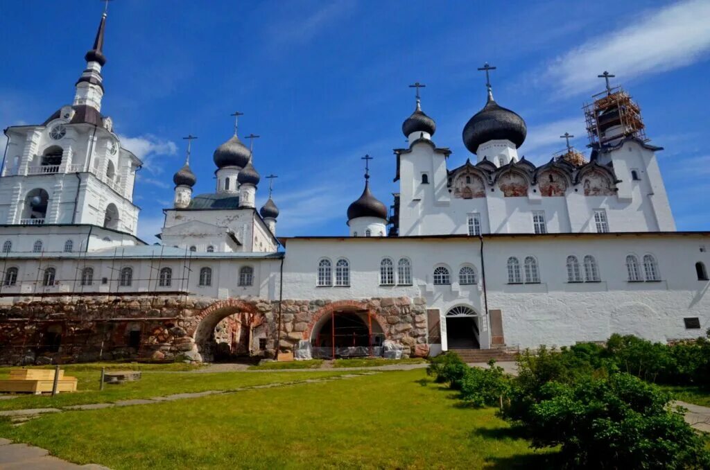 Спасо-Преображенский Соловецкий монастырь. Спасо-Преображенский монастырь Соловецкий монастырь. Спасо Преображенский монастырь на Соловках. Соловецкий ставропигиальный мужской монастырь.