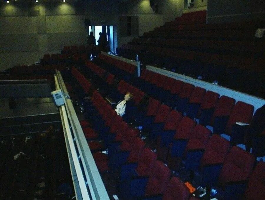 театр на дубровке норд-ост. театр норд ост. театр норд ост. театр норд ост. здание театрального центра на дубровке.