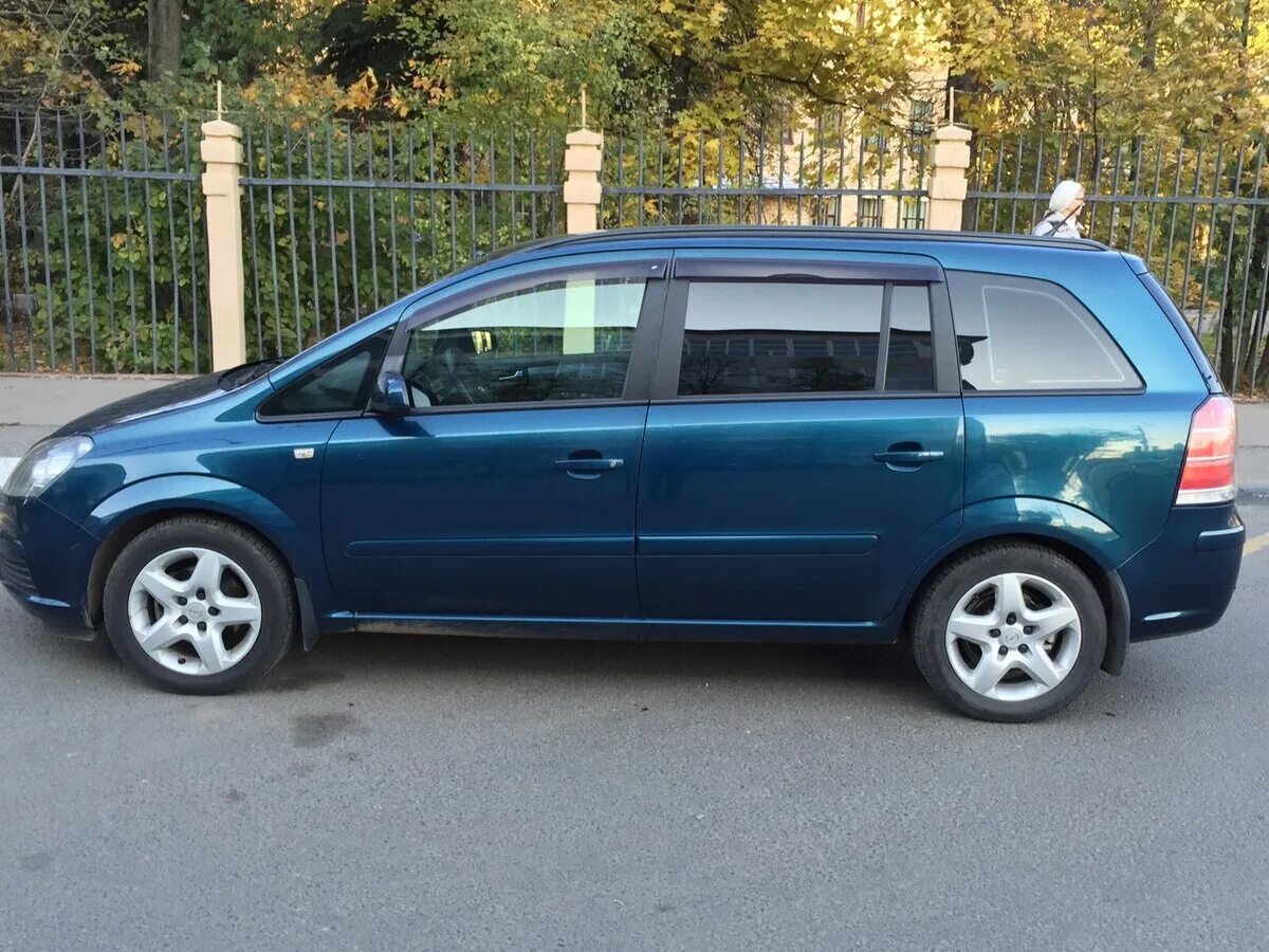 опель зафира бензин. опель зафира 2013. опель зафира 2007. Opel zafira 2011. опель зафира 2000 года.