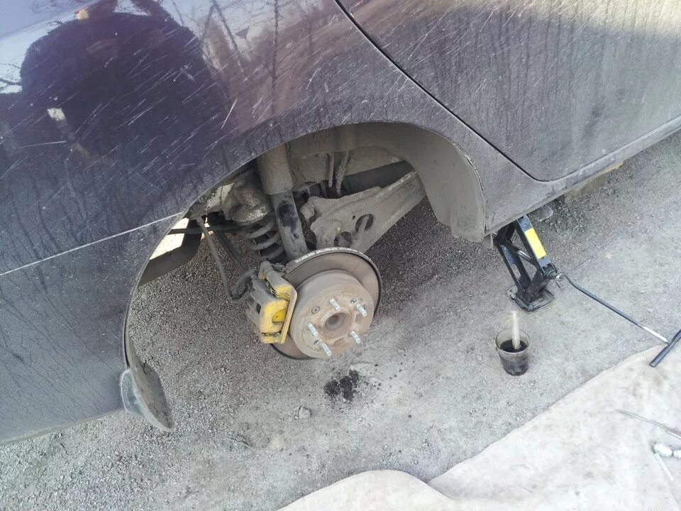 Стук в передней подвеске при езде по неровностям хендай солярис. Стук в подвеске солярис. Подвеска солярис 1. Стук в передней ходовой на хендай солярис 1. Стуки солярисе.