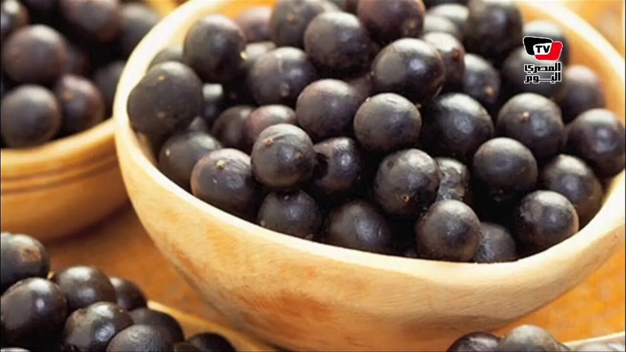 Ягода коричневого цвета. Коричневые ягоды. Ягоды асаи. Темно коричневая ягода. Асаи ягода в Абхазии.