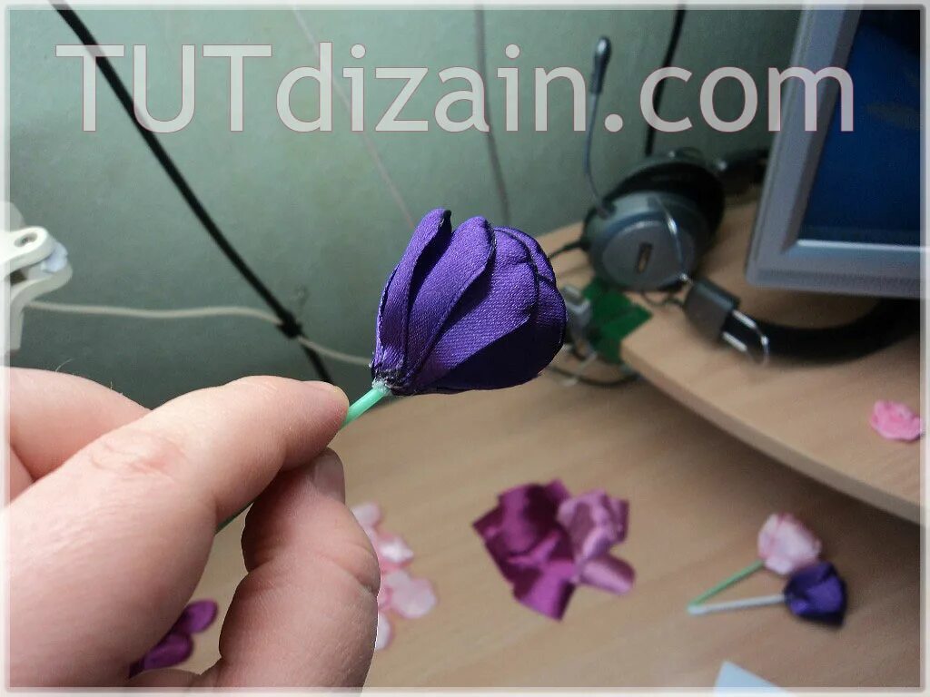 Как сделать тюльпаны из атласной ленты
