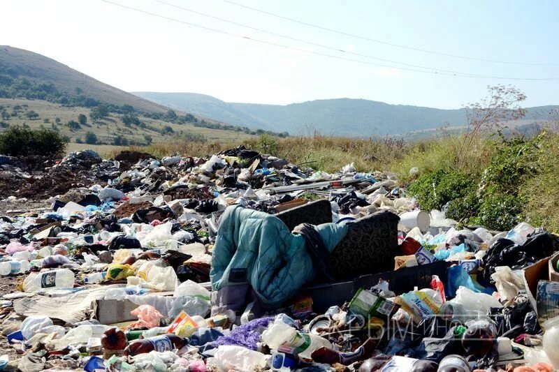 Свалки в Крыму. Свалка в Мраморном. Крым экология сайт