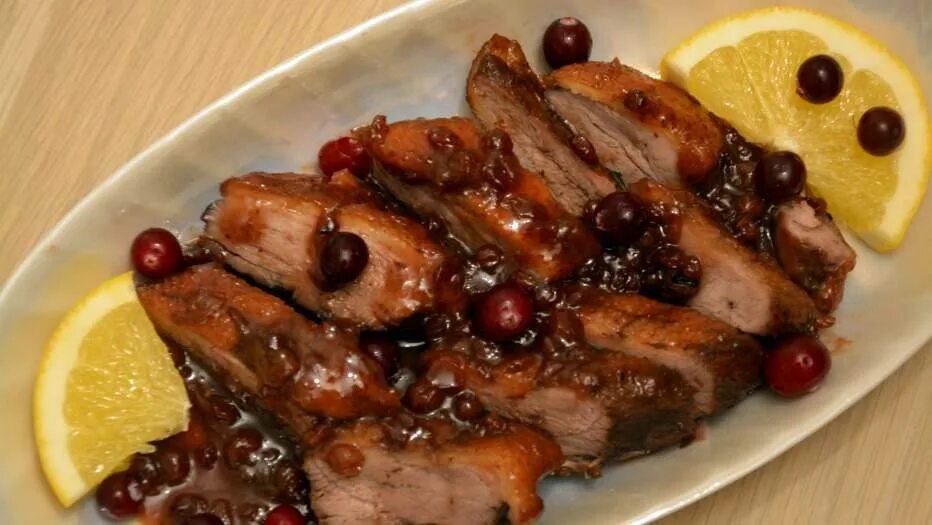 Как приготовить грудку утки вкусно и сочно