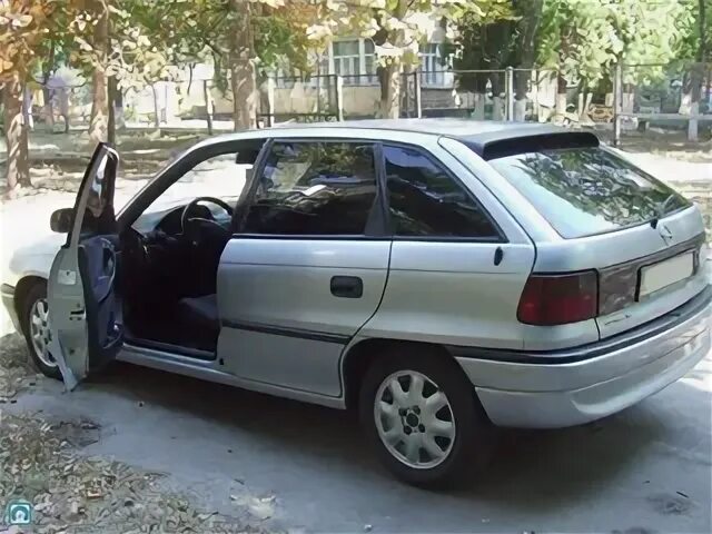 Куплю опель таджикистане. Opel Astra f 1997 хэтчбек белый.