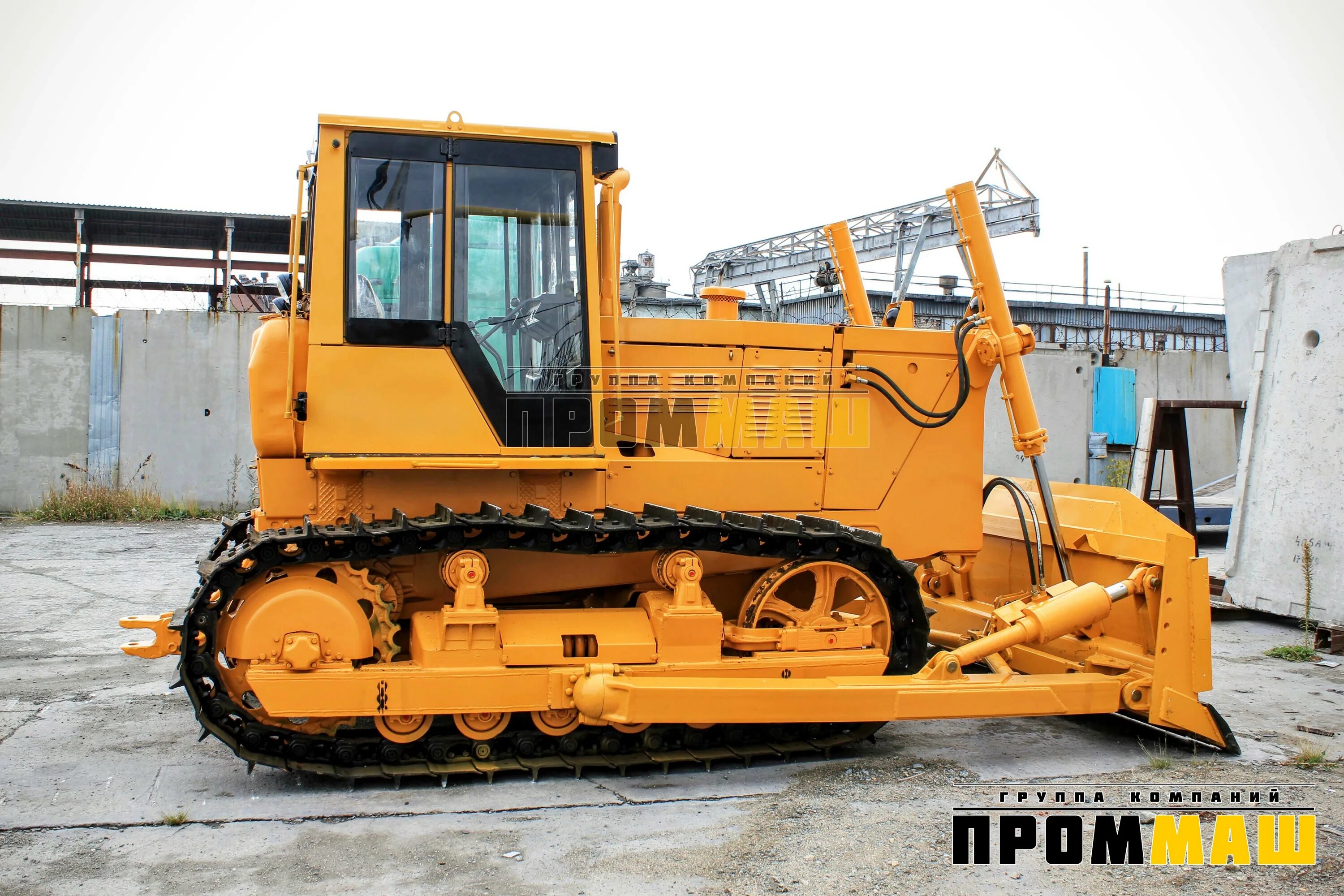 т10 бульдозер габариты. б 10 характеристика. ттх бульдозера б10м. бульдозер чтз б10м габариты. бульдозер б10м технические характеристики чертеж.