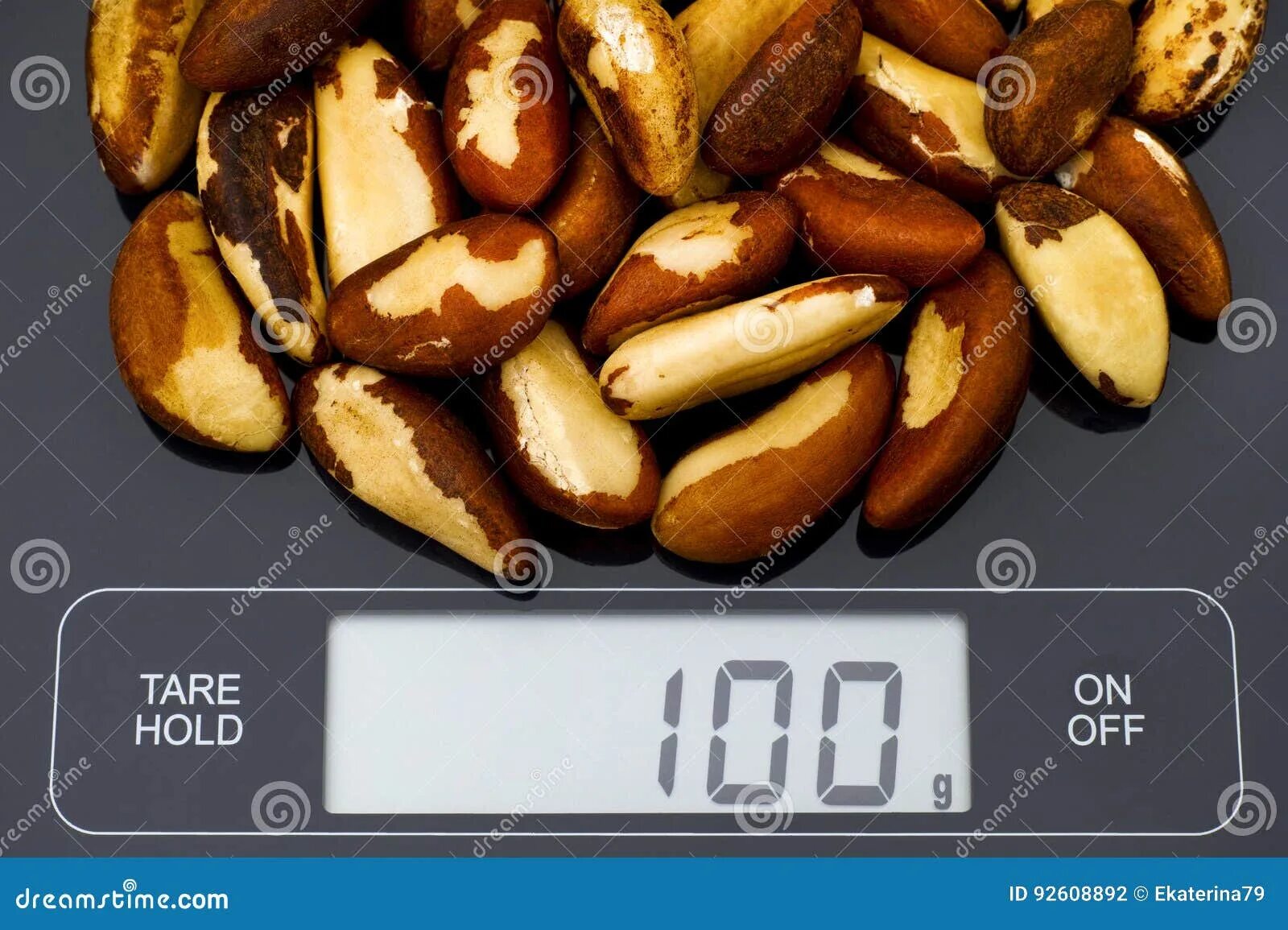 Brazilian nuts. Бразильский орех фото. Калорийность 1 бразильского ореха. Бразильский орех вес. Бразильский орех вес 1 шт.