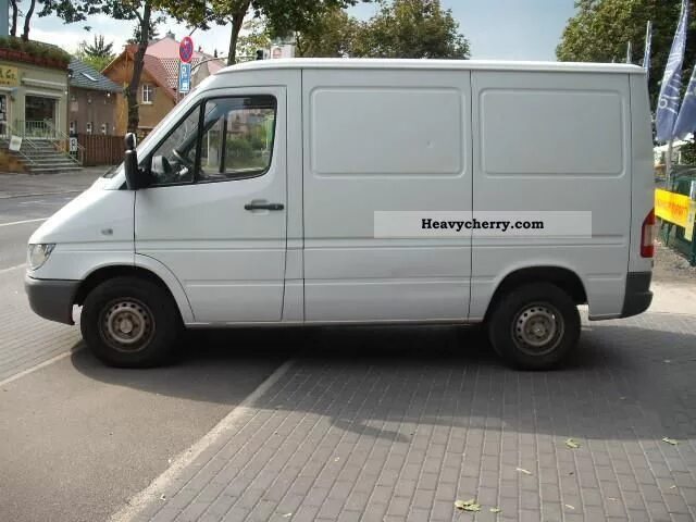 Мерседес Бенц 208 Спринтер. Мерседес Спринтер 216 CDI. Mercedes-Benz Sprinter 308 CDI. Mercedes-Benz 208 CDI Sprinter. Мерседес спринтер 208д