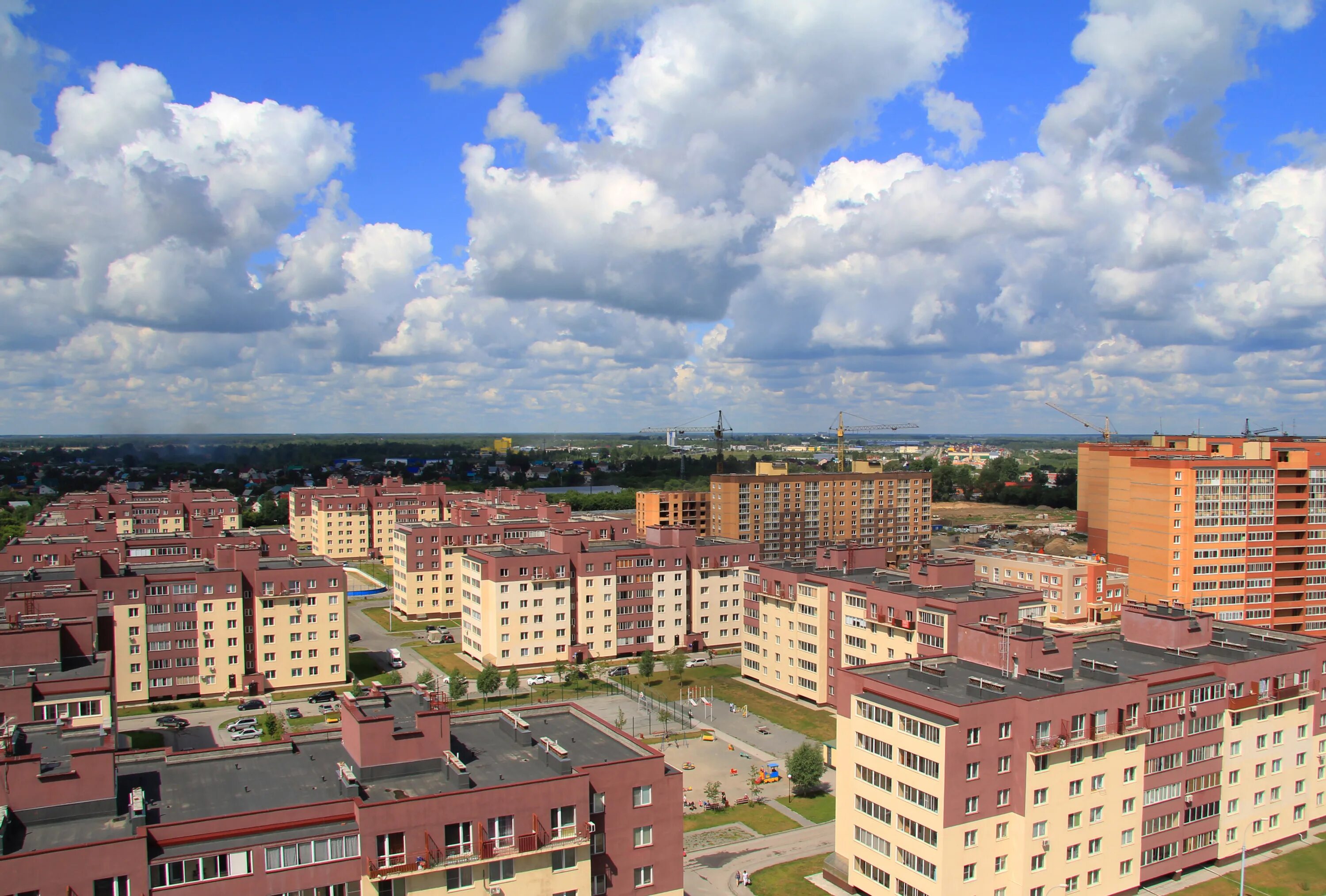 Дивногорский новосибирск купить. Дивногорский Новосибирск. Жилмассив Дивногорский в Новосибирске. Микрорайон Дивногорский. Юности 1 Новосибирск Дивногорский.