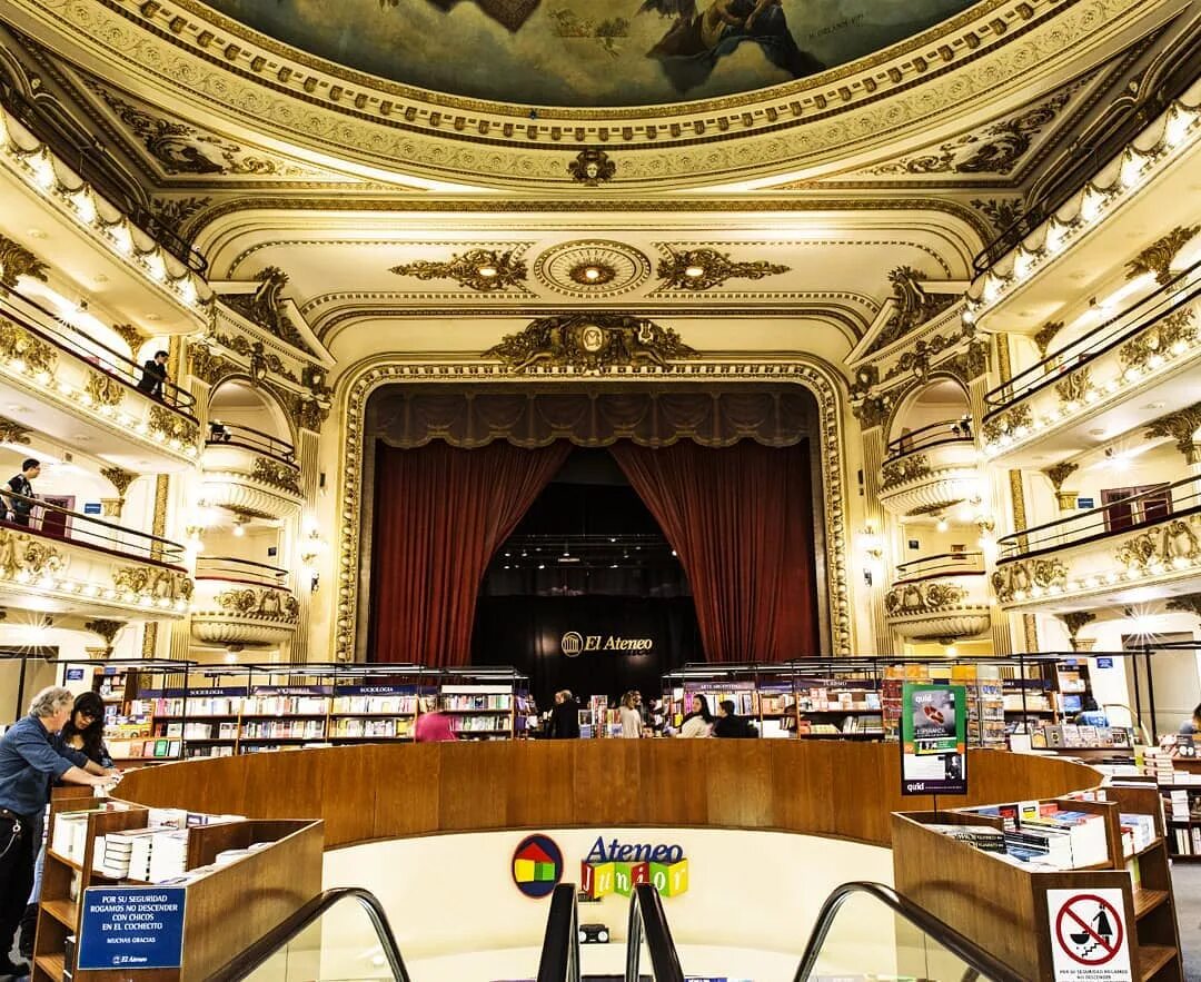 Donde esta el teatro rialto en madrid