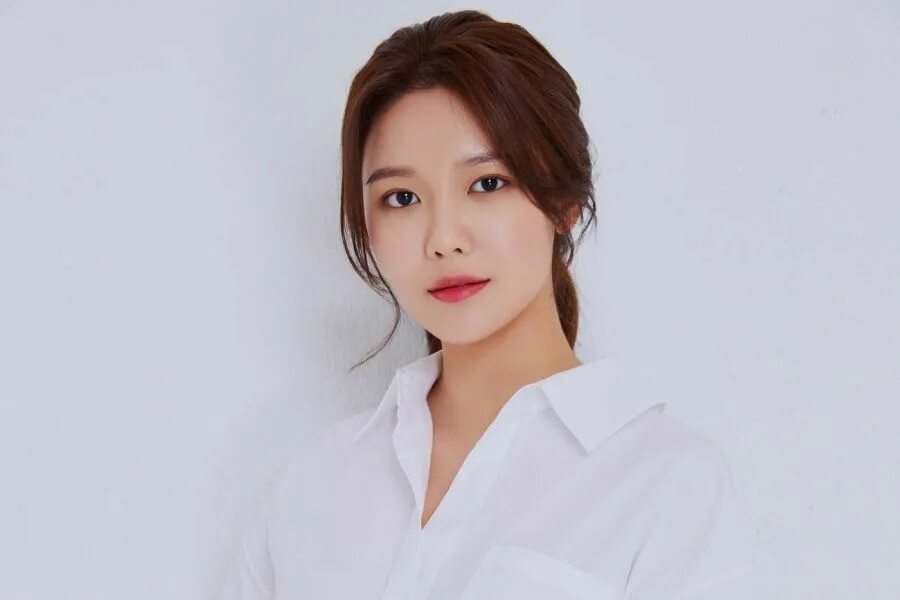 Чхве суён 2020. Су ён / choi Soo young. Суён из girls Generation. Choi Soo young актриса.