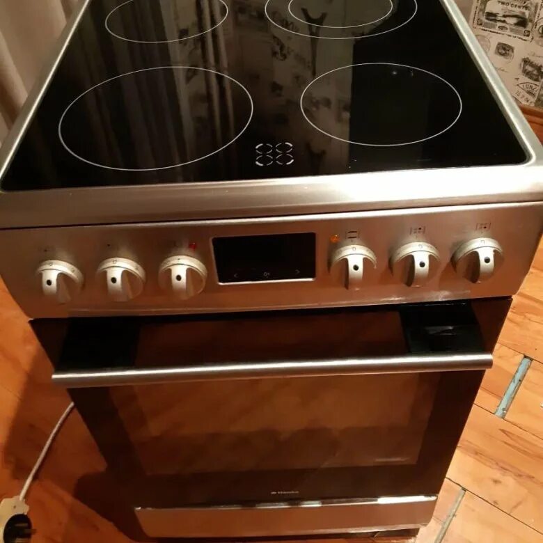 Электрическая плита с духовкой б у. Плита hansa стеклокерамика. Электроплита мечта 15 м. Плита мечта с духовкой (в9378н). Электра 1001 плита первая печь электрическая.