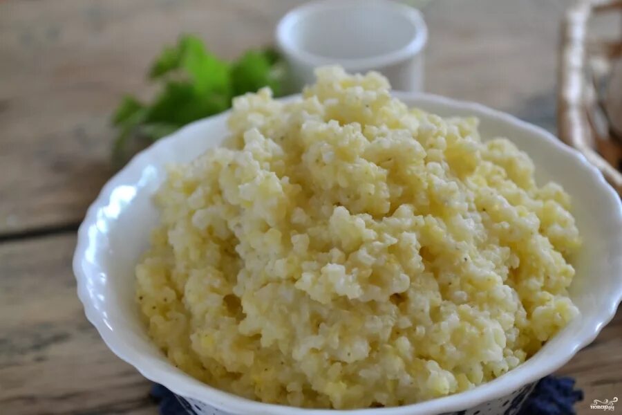 Как приготовить вкусную пшенную кашу на воде. Пшенная каша рассыпчатая. пшённая каша на воде. пшеничная каша. каша пшенная молочная.