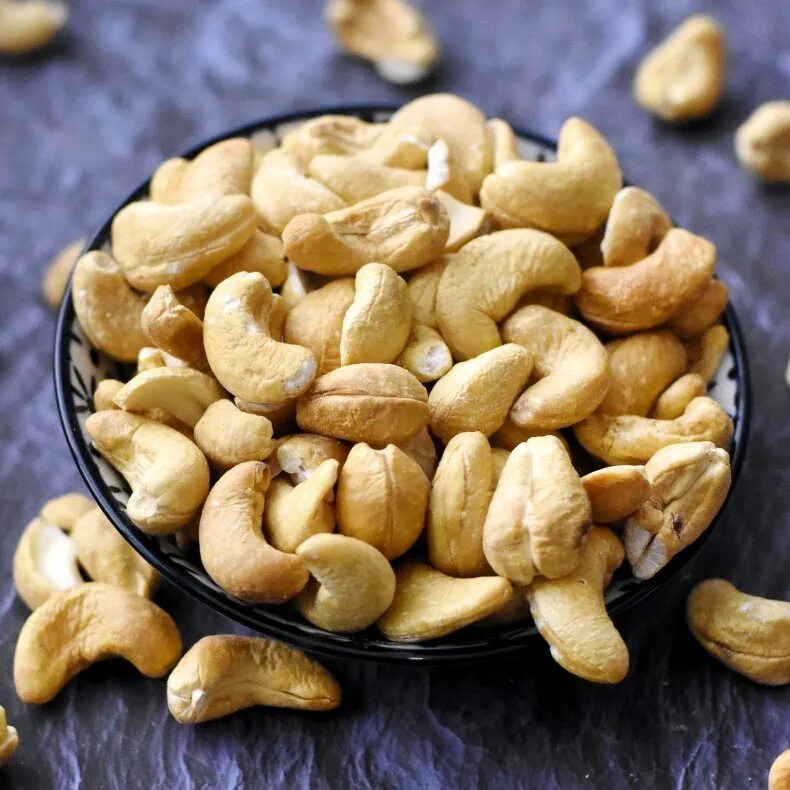 орешки кешью. кешуа орех. кешью сырой, 1 кг. кешью калибры. кешью енгоклари.