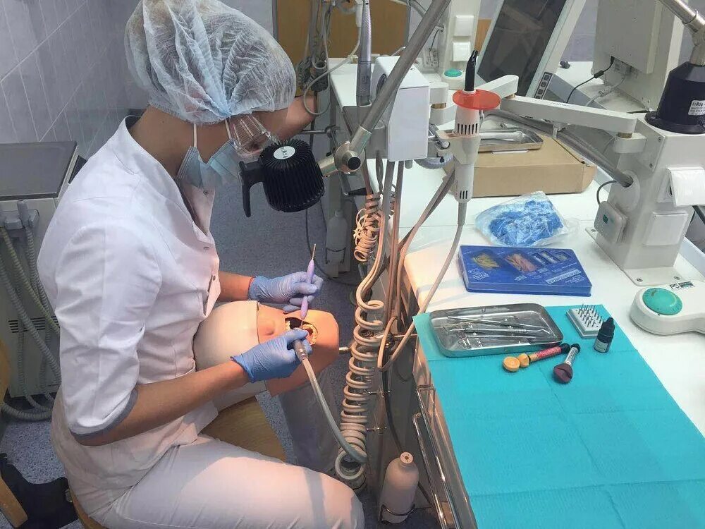 Врачи института турнера г пушкин. Институт алмазова аккуратова 2. Центр алмазова институт медицинского образования. Нии травматологии и ортопедии турнера. Фгбу ординатура.