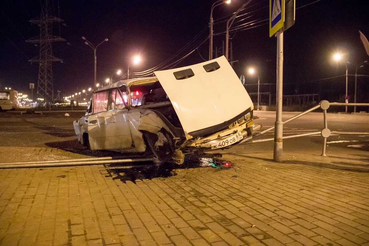 Глобус происшествия. Авария у глобуса во Владимире. Авария у глобуса Тверь сегодня. ДТП У глобуса во Владимире сегодня.