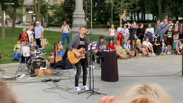 Конограй на концерте. White nights группа. Конограй концерт. Конограй концерт. Ночные псы группа.