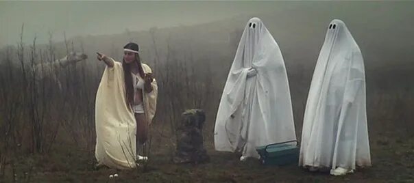 Картины с привидениями. Азиявидение. Призраки которые поют. Картины с привидениями. Привидение.