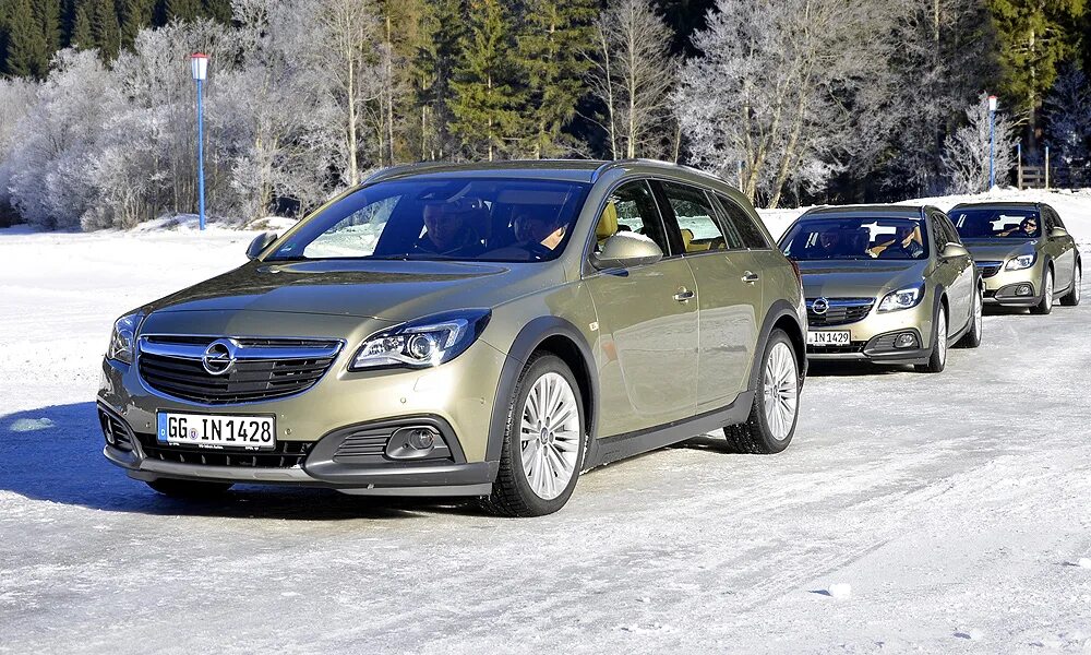 Opel полный привод. Опель полный привод. Опель Инсигния полный привод. Опель Инсигния универсал полный привод. Opel Insignia полный привод стиль.