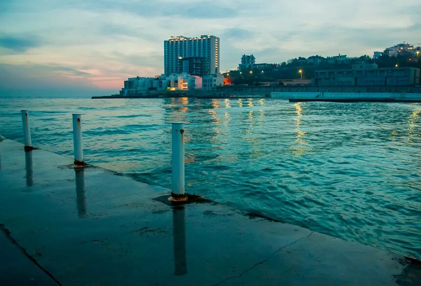 Одесское море. Аркадия Одесса. Море гавань Одесса. Море в Одессе 2023. Зеленое море в Одессе.