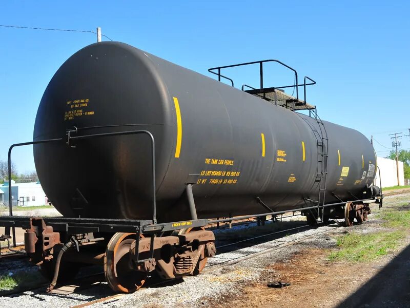 Цистерна для перевозки нефтепродуктов. Вагоны и цистерны УВЗ. Rail Tank car-Железнодорожная цистерна. 96113 (Цистерна). Железнодорожных цистерн ЖВЦ-100м.