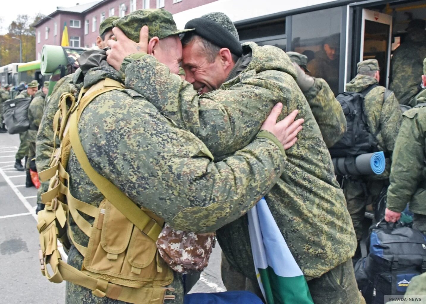 Новости мобилизация 2 волна. Российский солдат. солдаты мобилизация. мобилизация в россии. поддержим наших военных.