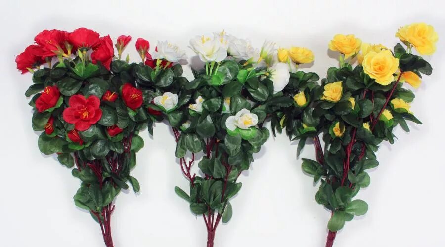 Цветы в караване. Искусственные цветы на авито. Интерьер искусственные цветы на даче. Крупные искусственные цветы. Искусственные цветы на авито.