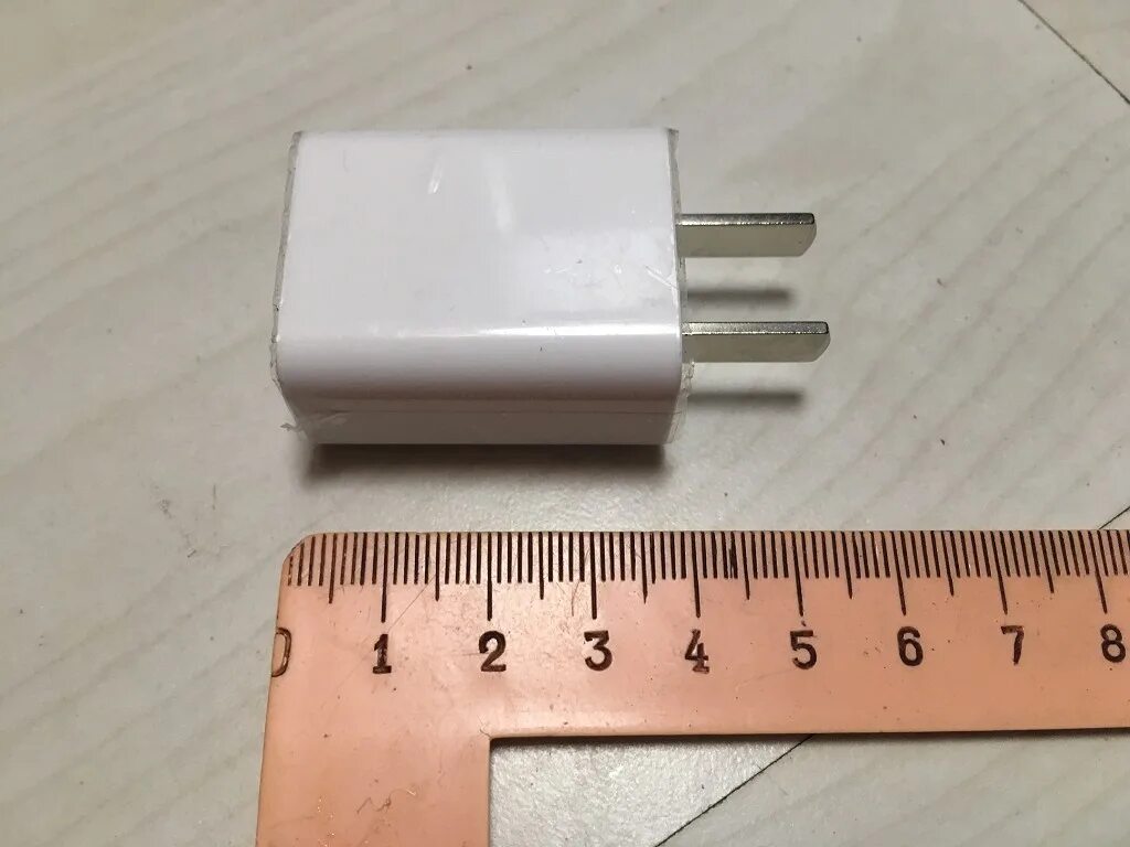 Переходник для розетки xiaomi. Сетевой переходник для евророзетки. Xiaomi вилка переходник. Xiaomi вилка переходник. Переходник для розетки xiaomi.