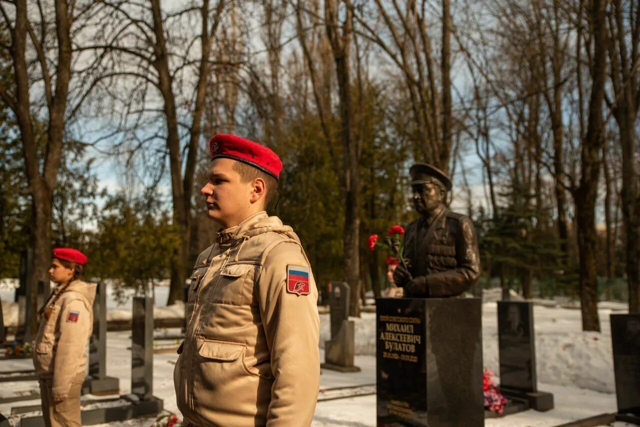 Герои Курской области. Аллея героев Курск. Ушел из жизни герой советского Союза.