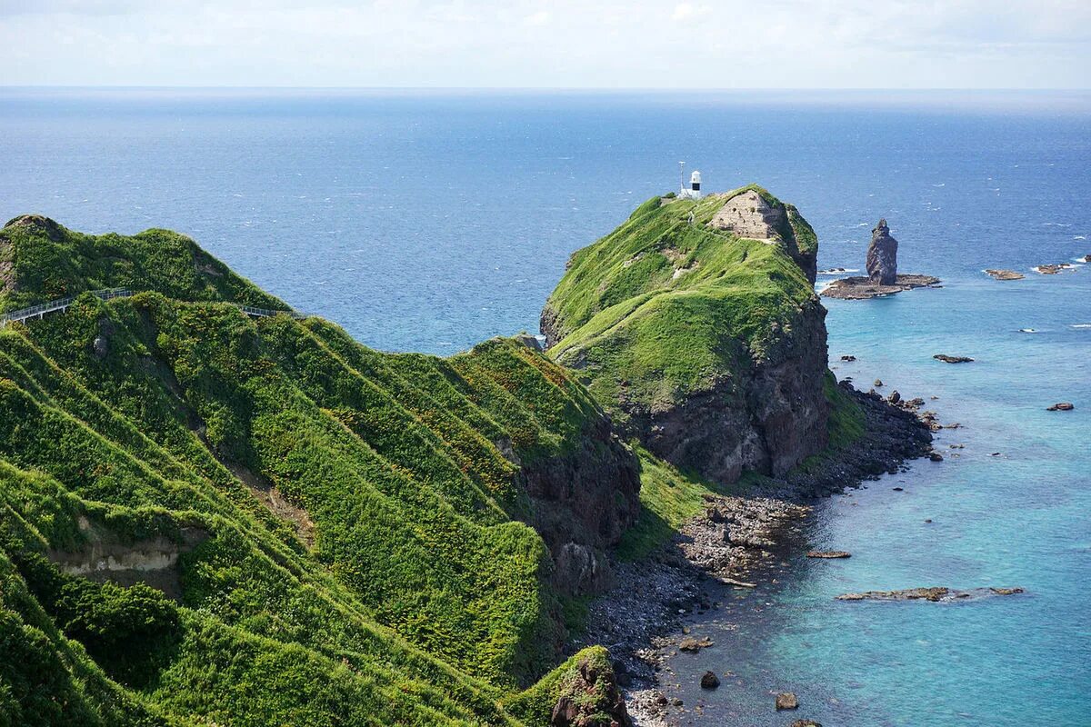 Остров Хоккайдо Япония. Хоккайдо остров Окинава. Мыс Хоккайдо. Рельеф Хоккайдо.