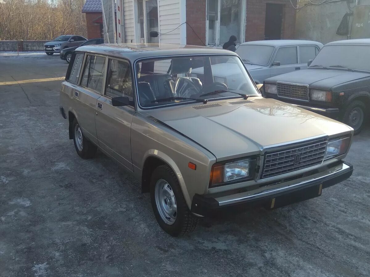 Ваз 2104 1998 инжектор. Ваз 2107 универсал. Ваз 21047 универсал. Ваз 2104 синий. Ваз 2104 поднятая.