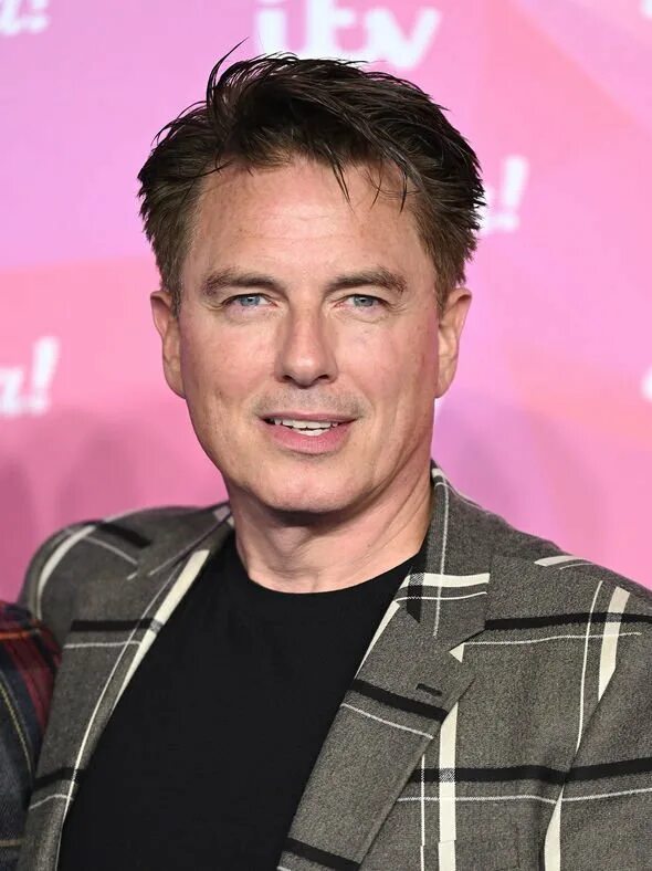 Филлипс, Джон. John Barrowman. Джон Филлипс сценарист. Джон Филлипс фото. Джона филлипс