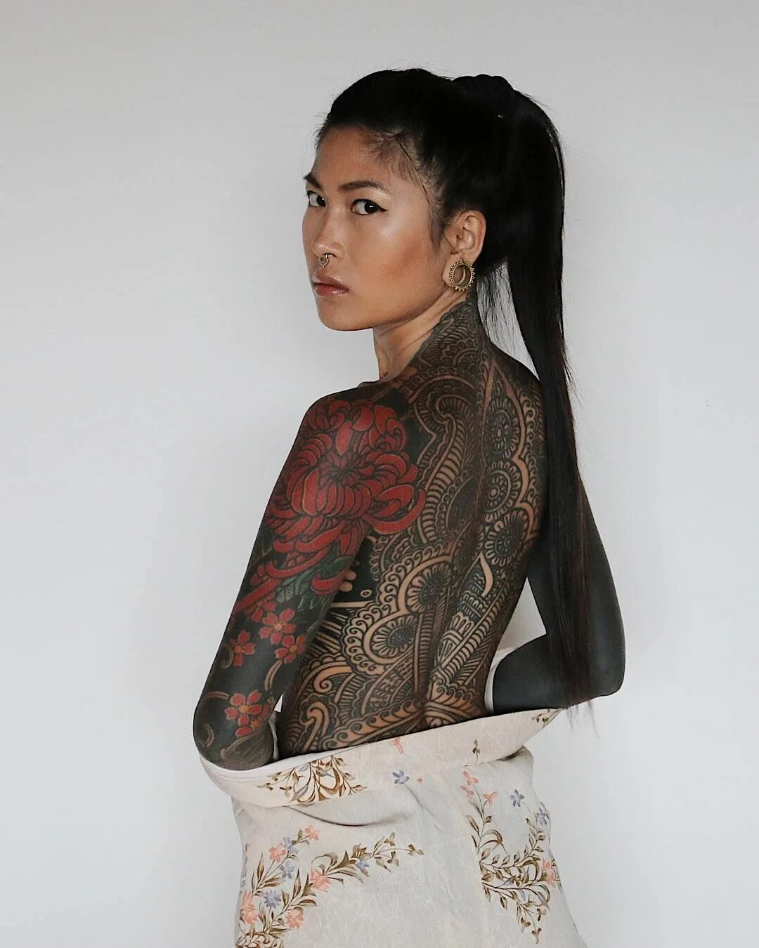 женщина якудза онна оябун. тату якудзы девушки. тату якудзы девушки. онна-оябун. женщина якудза онна оябун.