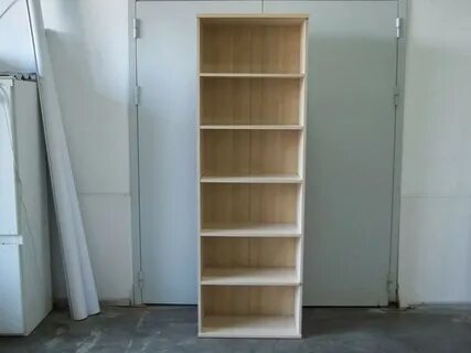 В шкафу 6 полок