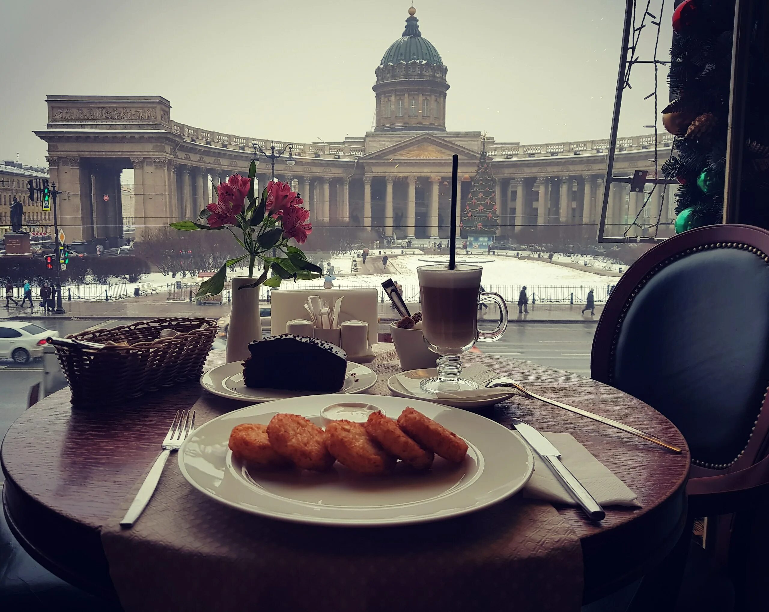 Кафе Зингер Санкт-Петербург. Кофе Зингер Санкт-Петербург. Ресторан Зингер Питер. Пообедать в петербурге