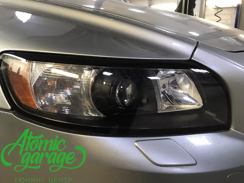 Вольво с30 замена линз. Вольво с30 замена линз. Volvo рестайлинг s40 биксеноновые линзы. Стекло фары volvo s40. Линза вольво s40.