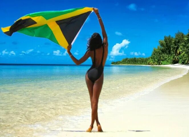 Ямайка стоит посетить страну с позитивным настроем. Ямайка пляжи. Ямайка девушки на пляже. Ямайка тур. Ямайские девушки на пляже.