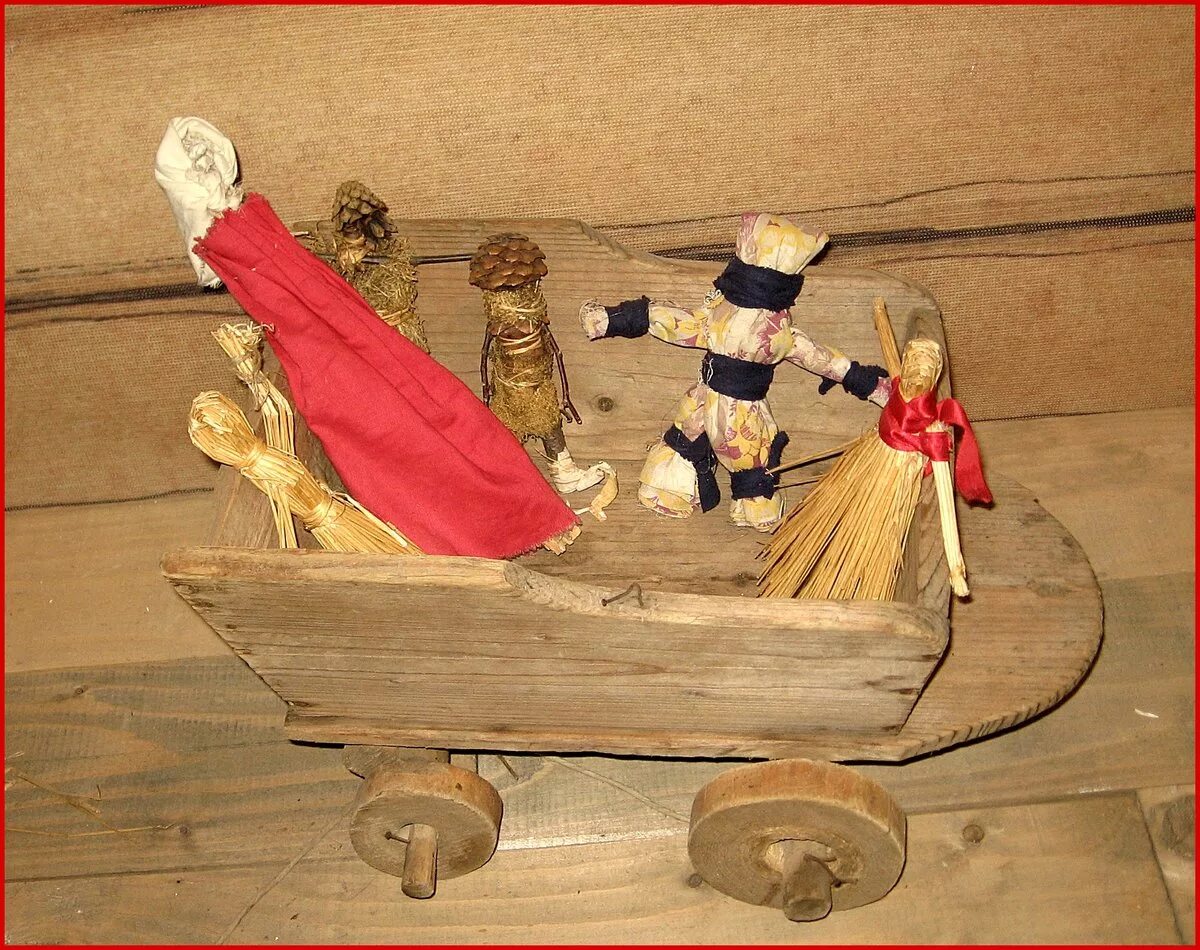 Деревянная кукла одна из первых игрушек впр. Древние игрушки. Старинные игрушки для детей. Древние игрушки для детей. Игрушки древней Руси.
