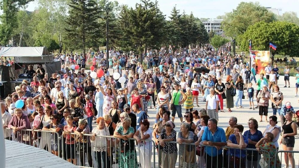 День міста маріуполь. Мариуполь современный. Мариуполь праздник. День города мариуполь. Мариуполь население 2021.