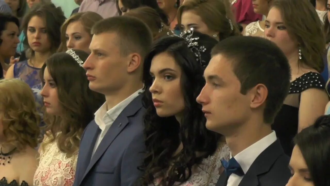 Слабое звено телепередача 2022. Влюбись если сможешь ведущие. 44 выпуск. Гимназия 44 ульяновск. 44 выпуск.