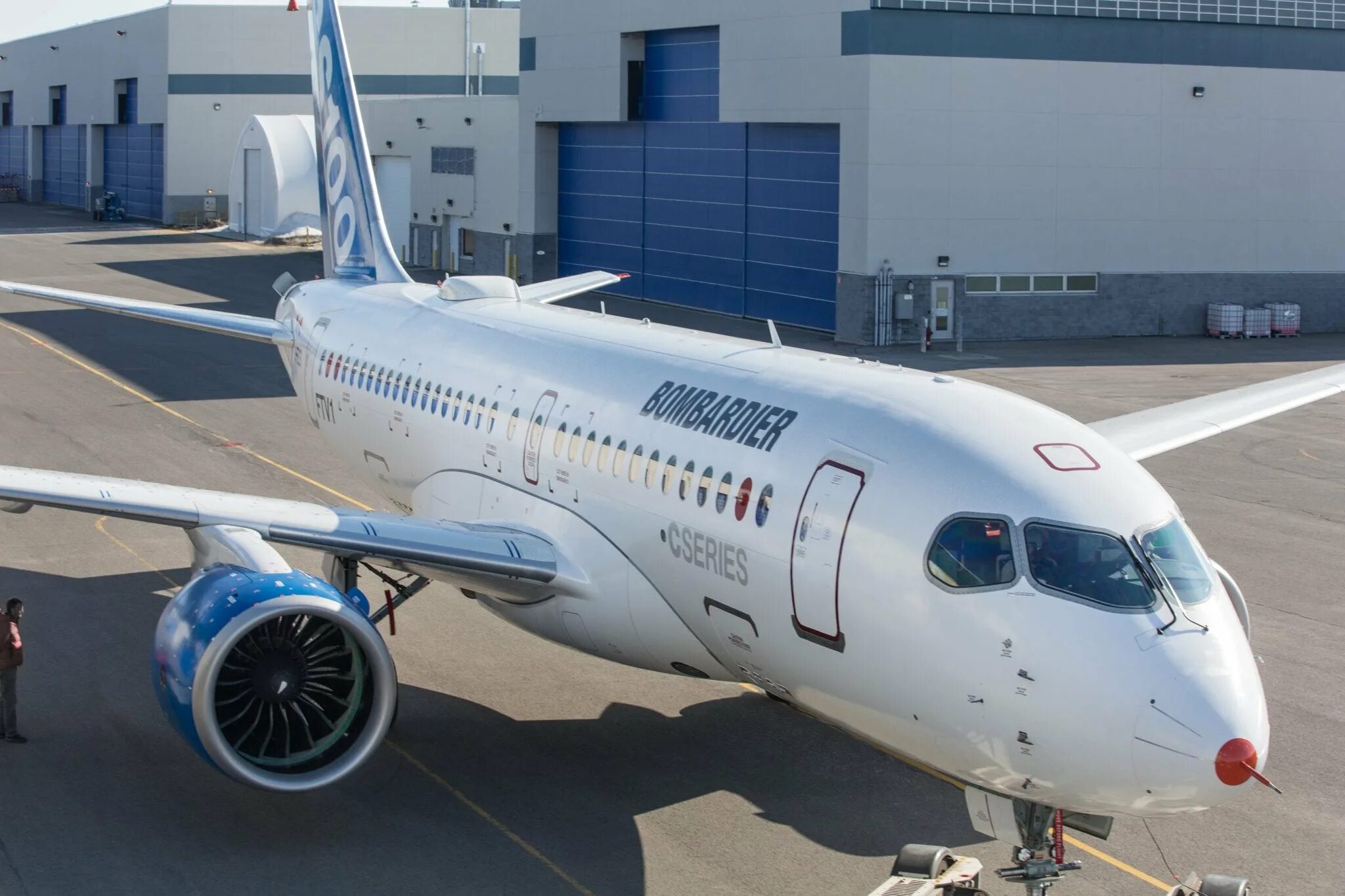 C series. Bombardier c. bombardier серия c. бомбардиер с сериес. bombardier cseries фото.